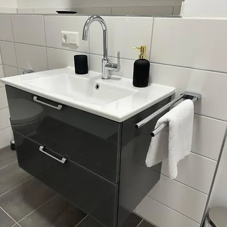 Apartment Suite4me - Balkon I Kueche I Waschmaschine I Mainz-kostheim Wiesbaden